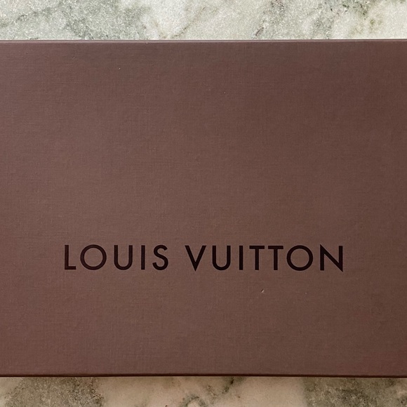 Louis Vuitton heavy box - Picture 1 of 9